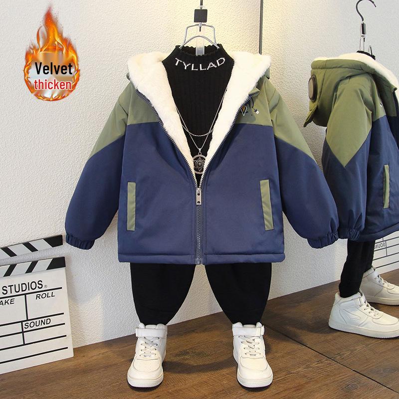 Winterparka für Jungen mit Fleecefutter und Kapuze