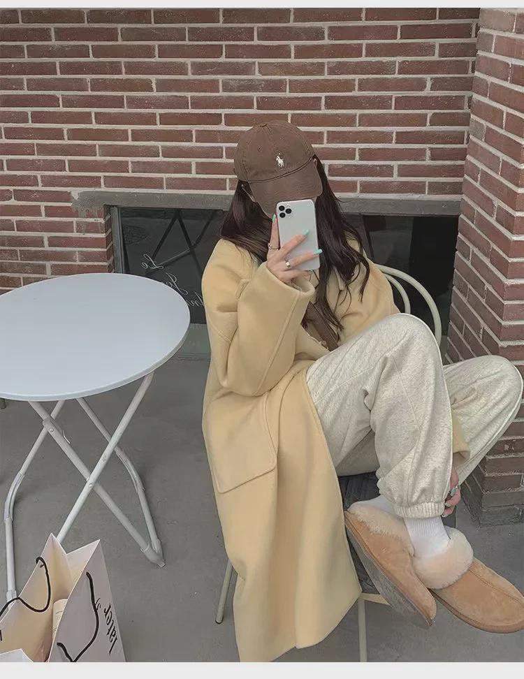 2023 Women's Mid-Length Hooded Wool Coat with Horn Buttons - Trendy Autumn/Winter Fashion