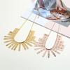 Contemporary European Style Metal Pendant Necklace For Travel And Gift