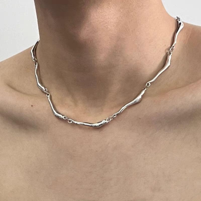 Cold and Cool Necklace - High-end Collar Chain - Women's and Men's Simple Chain - Unique Design - Versatile Chain for Sweaters