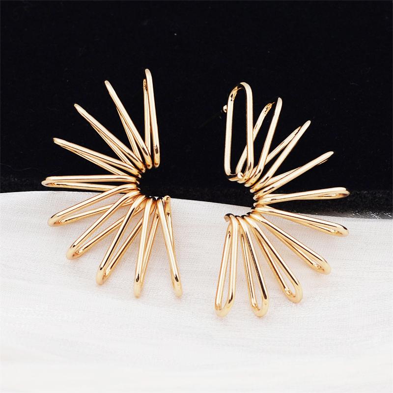 Exaggerated Irregular Fan C Shape Radiation Drop Earrings for Women Brincos Simple Party Hollow Geometry Jewelry Wholesale