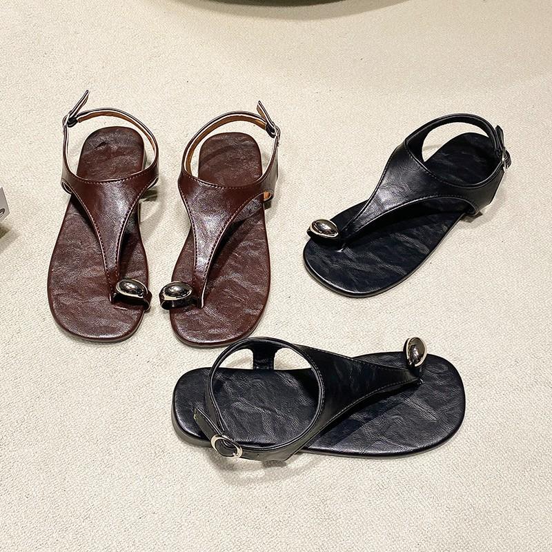Fashion Vintage One Buckle Strap Flat Toe Pop Sandals Women 2025 Summer New Toe Pop-Toe Roman Pop-Toe Sandals