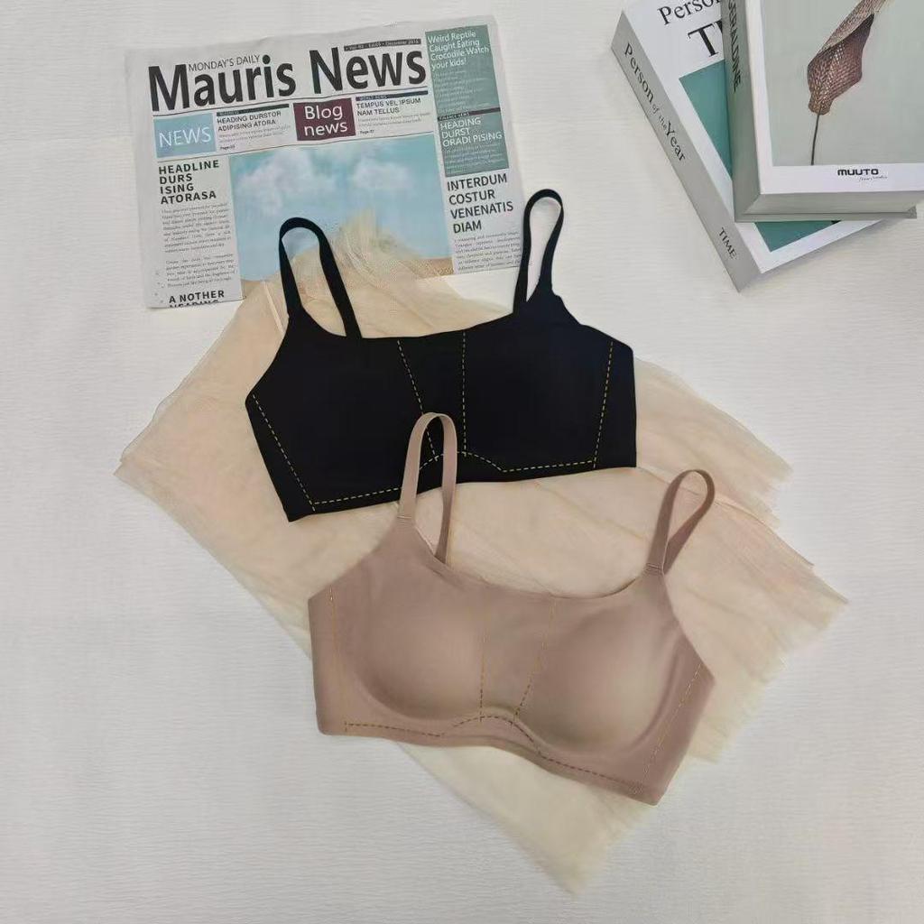 Seamless Push-Up Bra: Invisible, Wireless, Adjustable Support for Petite Figures