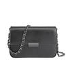 Frühling und Sommer Neue Lederkette Umhängetasche Nischendesign Damentasche Weiße Schultertasche Mode Trendige Kleine Quadratische Tasche