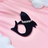 Blucome Hai-Broschen für Damen, stilvoll, Acrylmaterial, Tiermotiv, cooles Abzeichen, Geburtstagsfeier, Geschenke, Anstecknadeln, Zubehör, Schmuck