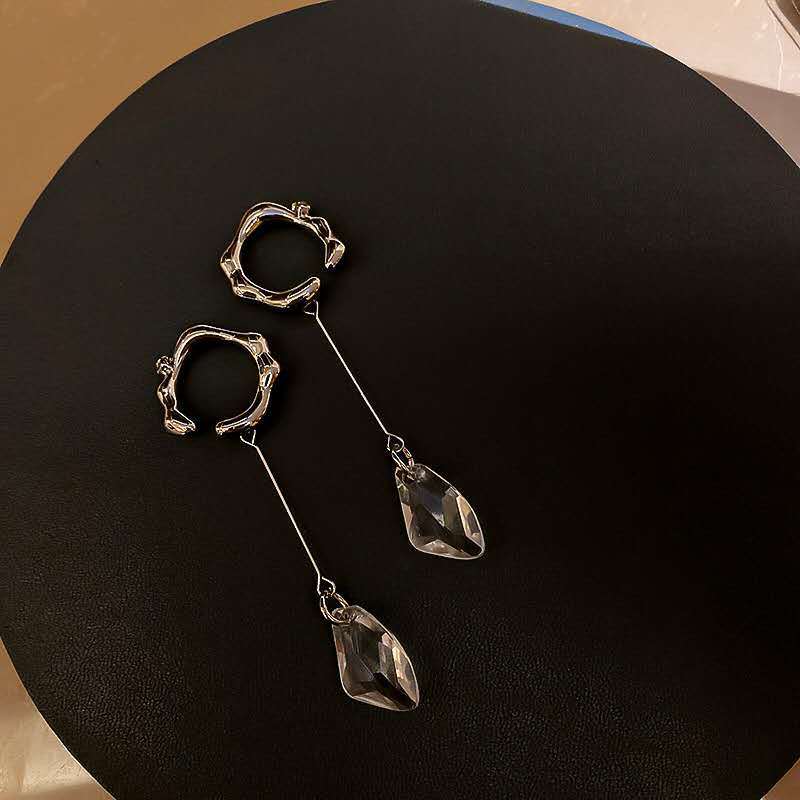 Gümüş Rengi Metal Geometrik Kulak Kıkırdağı Klipsli Küpe Deliksiz Akrilik Püsküllü Kolye Kadınlar İçin Kişilikli Kızlar Parti Takısı
