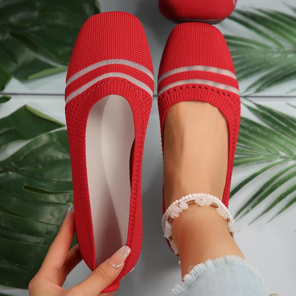 Fashion Women Flats Shoes 2025 New Breathable Comfortable Sneakers Round Head Shallow Mouth Loafers Large Size Knitted Flat Shoes Ladies
