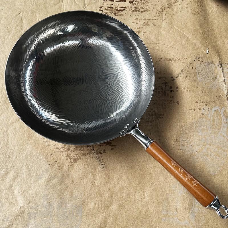 

Wutuo Handmade Titanium Non-stick Flat-Bottom Stir-fry Pan