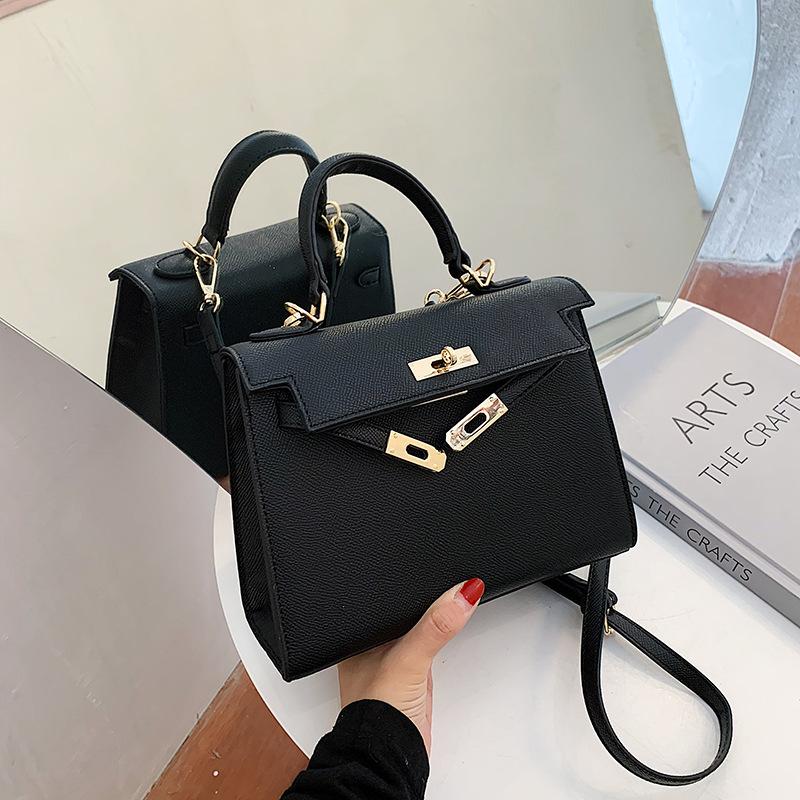 New high-end classic lock portable shoulder oblique span women's bag