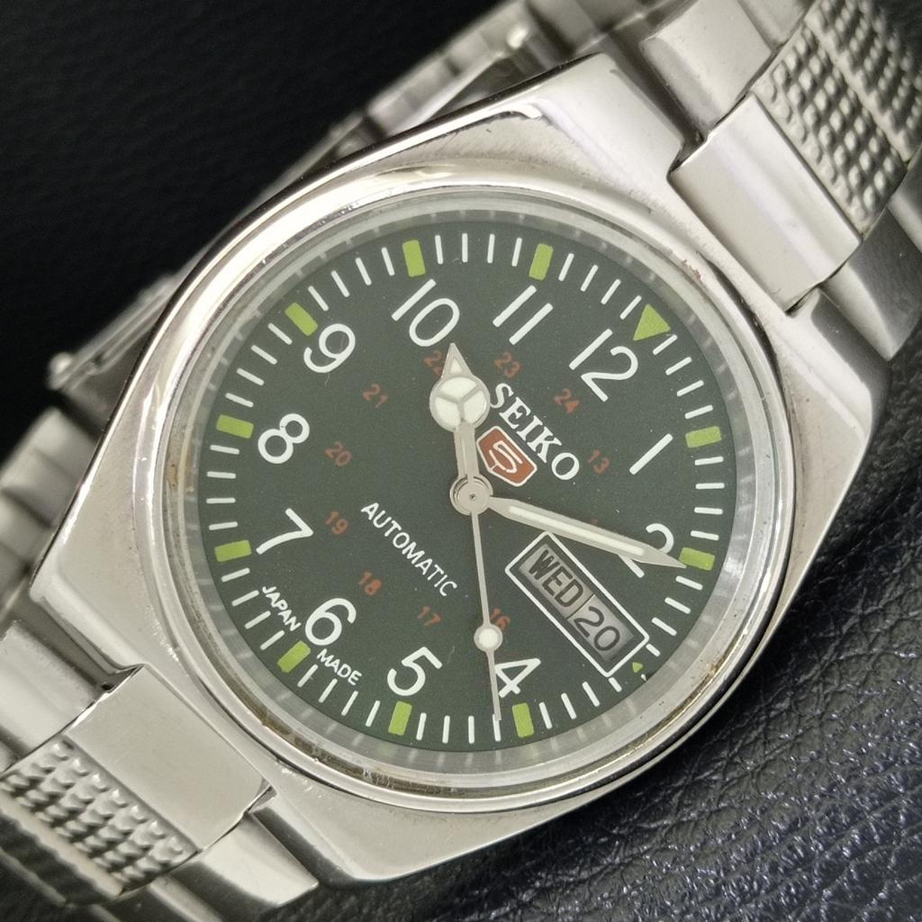 

GENUINE VINTAGE SEIKO 5 AUTOMATIC JAPAN 7009A MENS GREEN DIAL WATCH a701395-5 R206a-a701395