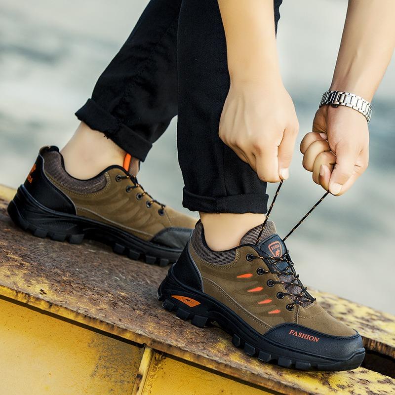 Fashion 2025 New Outdoor Hiking Shoes for Tourism Men's Casual Warm Non Slip Sports Shoes Low Cut Cotton Shoes Sneaker for Men Winter