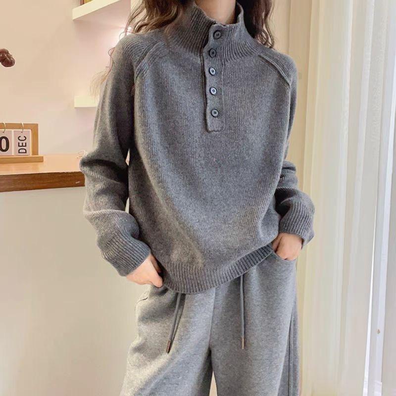 

Autumn and winter retro design button stand-up neck sweater women s Japan and Korea lazy style solid color soft waxy knitted sweater top outer wear Average size 57-144 сірий колір