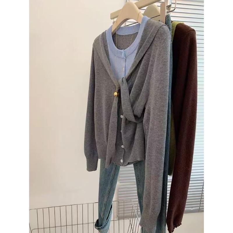 

Gray strap crew neck long sleeve fake two-piece knitted sweater sweater jacket women s new contrasting top outside L