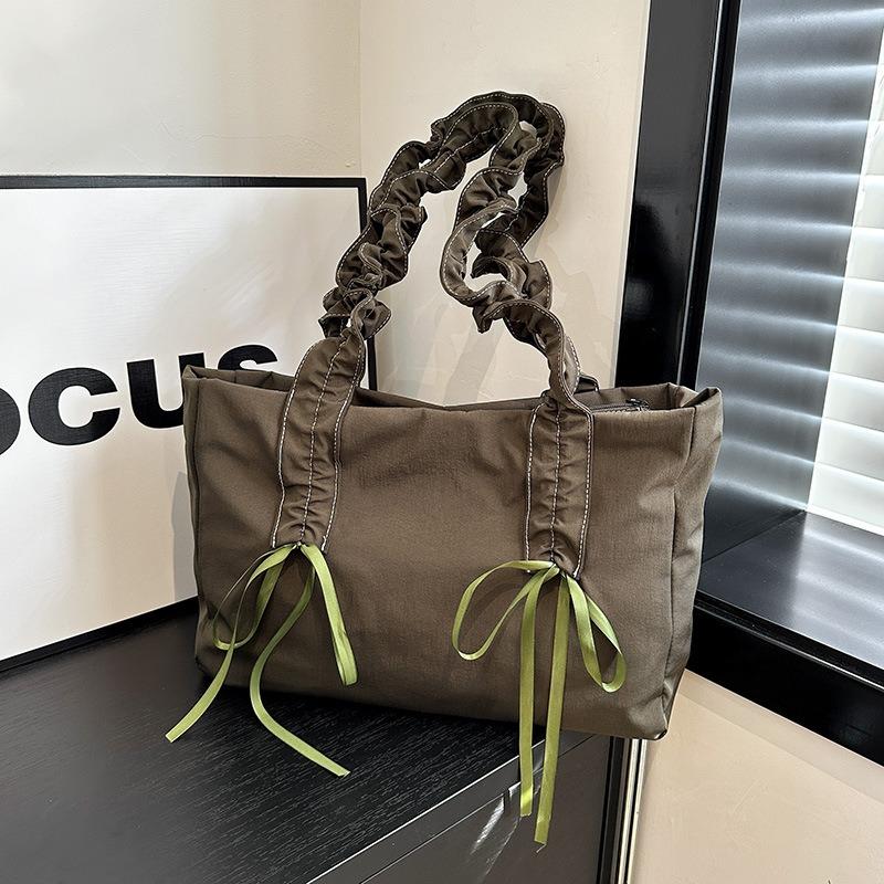 New Portable Portable Nylon Bag Women's Spring and Summer Fashion Casual Shoulder Tote Bag