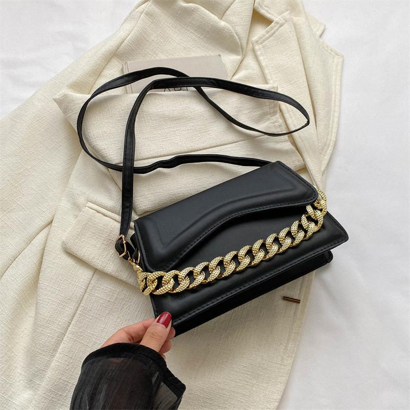 Stylish Autumn New Small Square Shoulder Bag In Vintage Design For Trendy Use