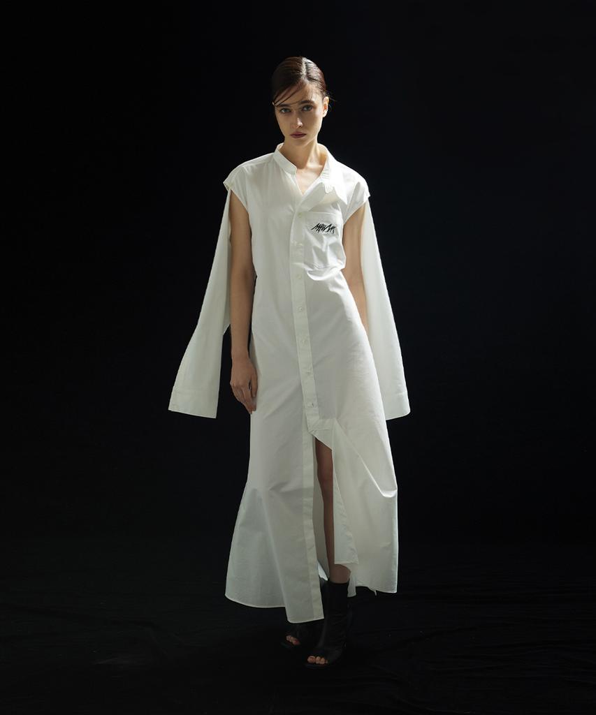 Meuameu Asymmetric Logo Long Shirt