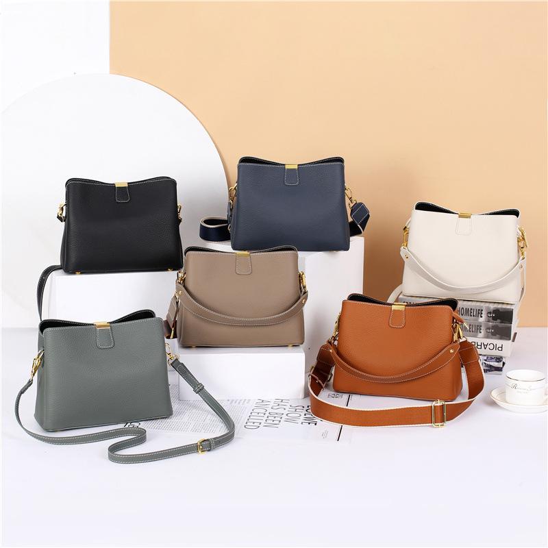 Hot-selling Niche Women's Leather Bucket Bag with Lychee Pattern Square Messenger Bag Wide Shoulder Strap