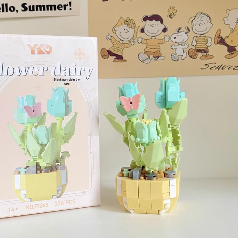 LEGO-Compatible Micro Blocks Eternal Flower Basket Bouquet - Educational Building Toy for Girls