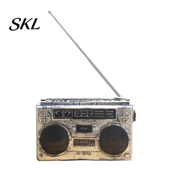 Mini Vintage Radio Ornament Model Desk Ornament, Retro Home Decoration Toy, Miniature Old Distressed Finish for Living Room Office Decor Wooden