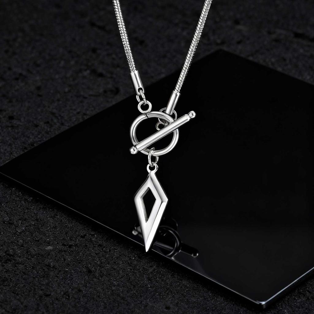 Trendiger Klassischer Vierzackstern Anhänger OT-Schließe Halskette für Herren, Edelstahl Runde Schlangenkette Halskette, Punk Schmuck