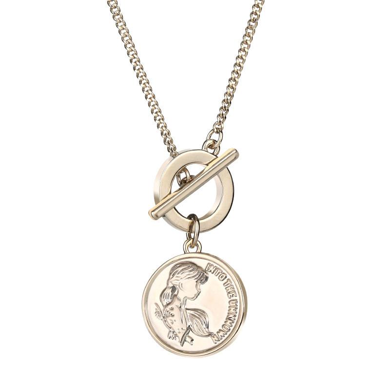 Exquisite Reizvolle Münzanhänger-Halskette für Frauen mit einzigartigem Bambusketten-Design