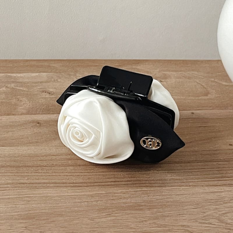 Oar Monotone Rose Hair Claw