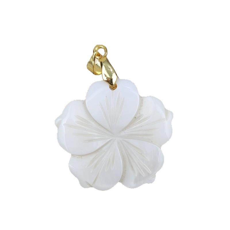 Natural Seashell Leaf Clavicle Chain with Camellia Pendant
