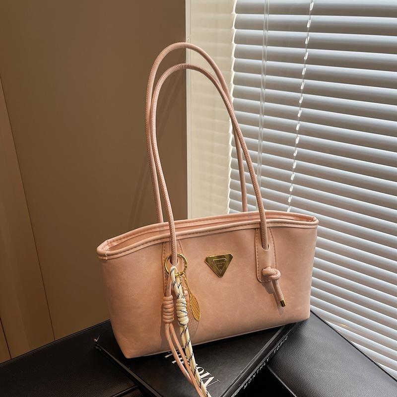 Bag Women's New Fashion Shoulder Bag Versatile Large Capacity Commuter Bag
