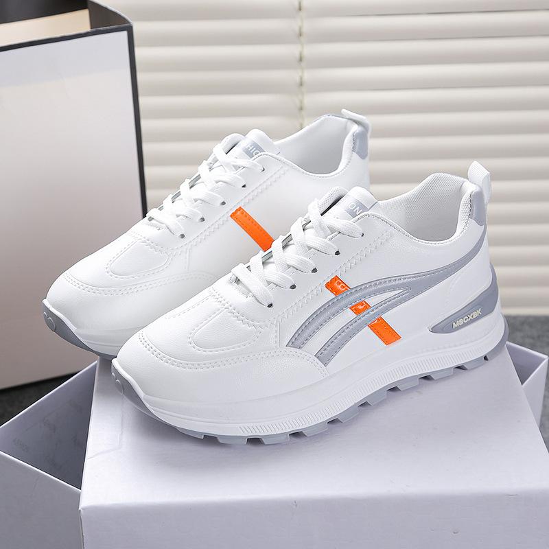 Korean version breathable leather surface German training shoes women's 2025 autumn new thick-soled lightweight sports and leisure board shoes