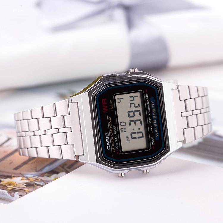 Casio Erkek VINTAGE Serisi Gümüş Saat A159WA-N1 A159WA-N1