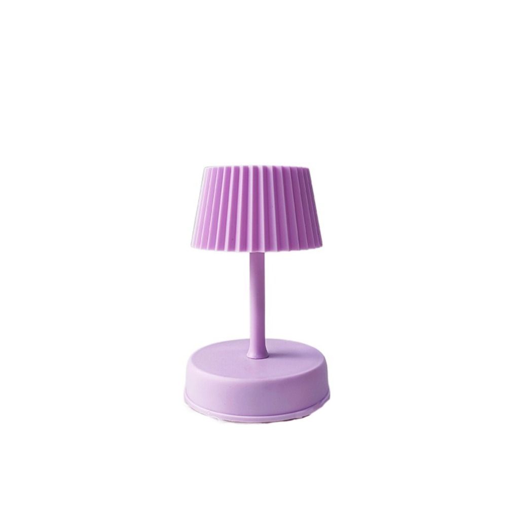Europäischer Stil Mini LED Tischlampe Retro Romantische Nachttischlampe Kreatives Exquisites Atmosphärenlicht Hochzeit Geburtstag