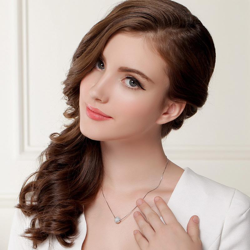 Valentine's Day Gifts Necklace Female Fashion Pendant Necklace Box Chain Simple Temperament Models Romantic Accessories