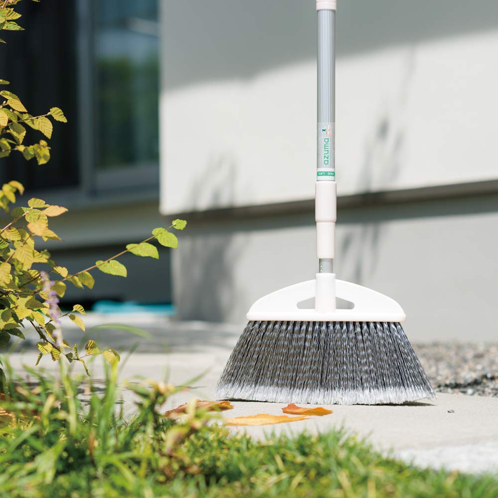 Azuma Venkovní koště TK Rozšiřitelné venkovní koště pro důkladné zametání Šířka štětin 31 cm Celková délka Růžové Dokáže zamést jemný prach a mokré spadané listí