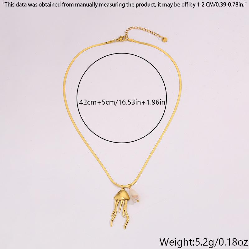 Stylish Jellyfish Pendant Titanium Necklace – Light Luxury Ocean-Inspired Clavicle Chain