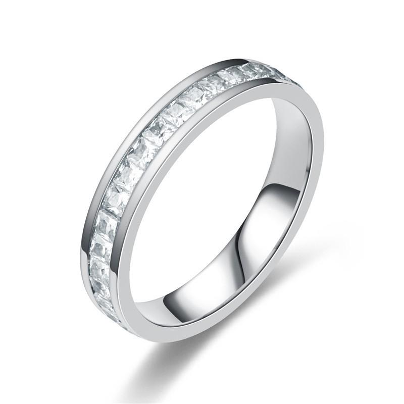 Niche Diamond-Set Titanium Steel Couple Ring - High-End Luxury Jewelry