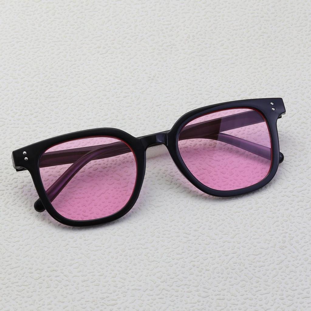 Desirable Large Frame Blush Sunglasses with Makeup Effect, UV Protection