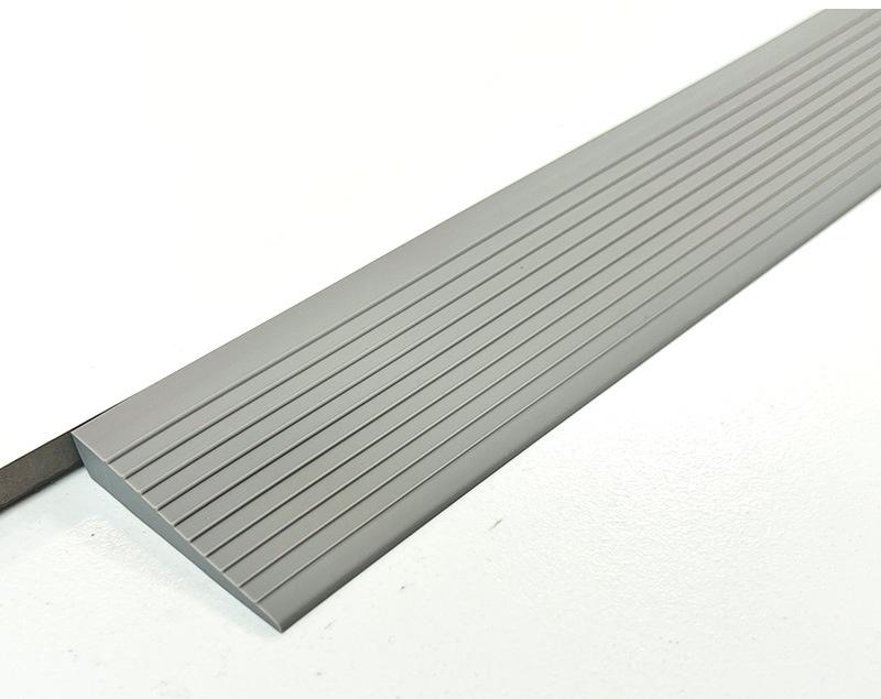 

1pc 0.9m/35.43in Multi Purpose Ramp Mat Door Threshold Ramp Self Adhesive Durable Non Slip Suitable for Robotic Home Accessories 5cm&0.9m серый