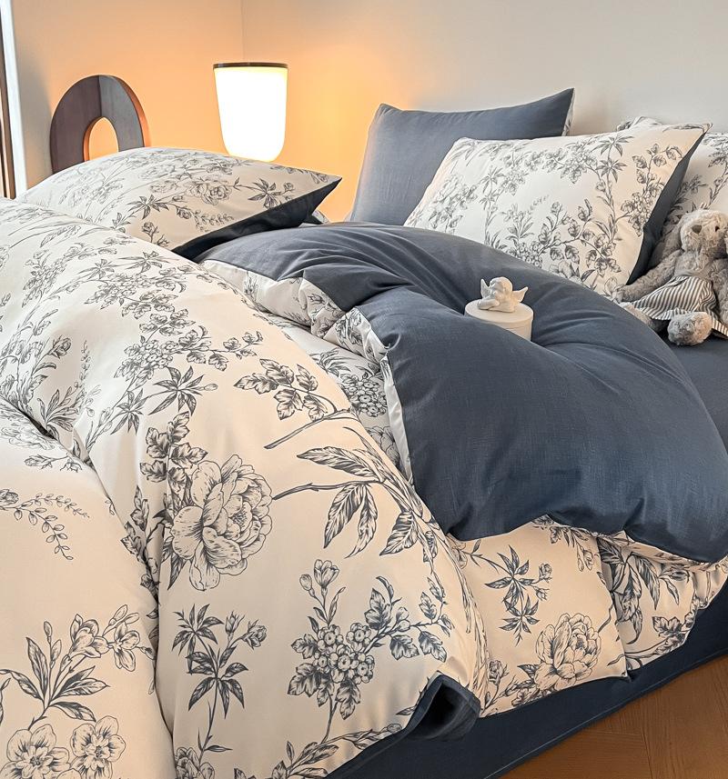 Bedding Four-piece Set, Cotton Pure Cotton Floral Quilt Cover, Bed Sheet Dormitory Three-piece Set