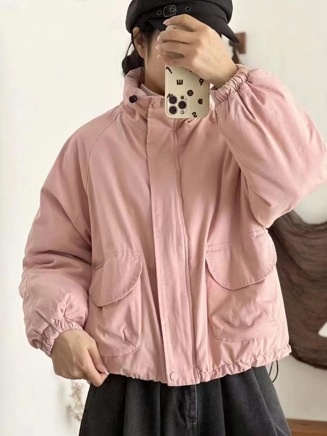 

2025 осень новый однотонный полуводолазка модный теплый короткий подол с эластичным верхом женский короткий модный верхний слой one size fits all розовый