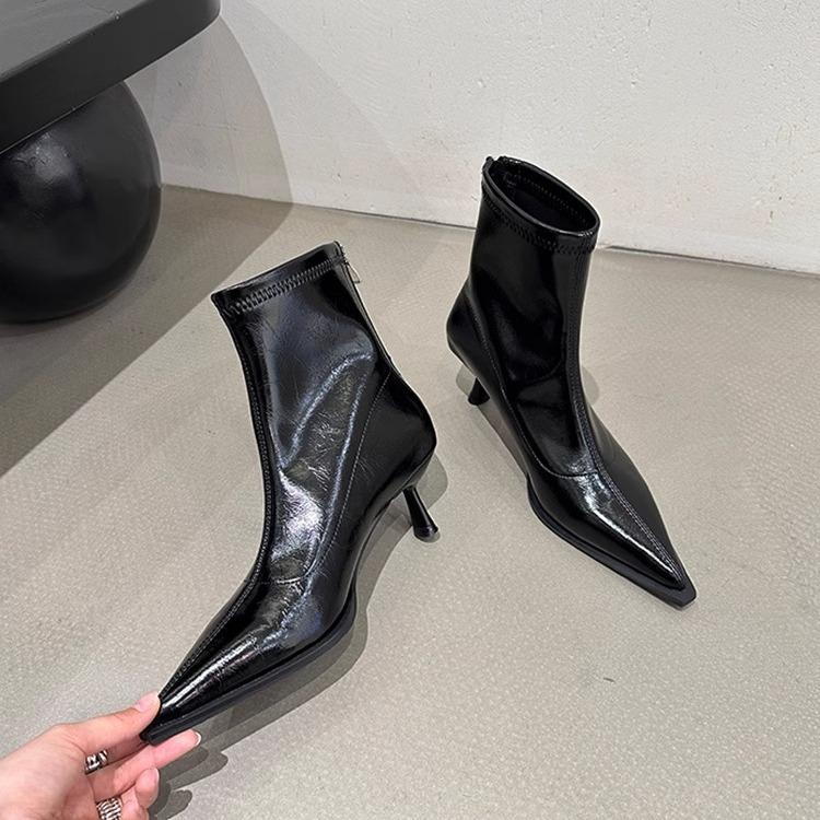 Pointed short boots women's autumn and winter 2025 new boots fleece short boots niche thin women's boots thin heel high heel boots