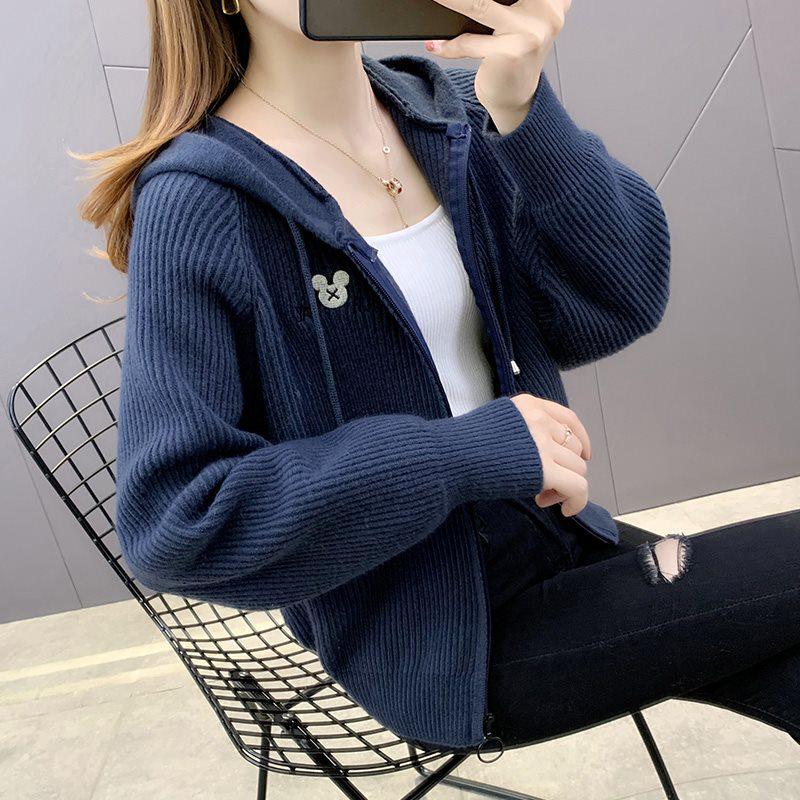 

Женский модный вязаный кардиган-пальто с капюшоном - Новинка для начала осени 2025 года XL (57.5-62.5 kg)