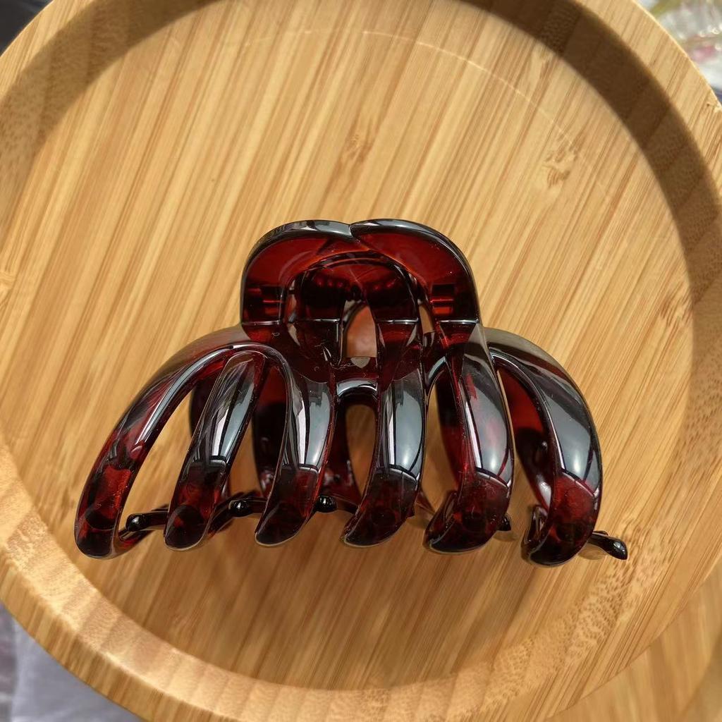 New Simple Hair Claw Women Solid Color Hollow Shark Claw Back Head Hair Clip Large Hair Claw Barrettes Girls Hair Accessories