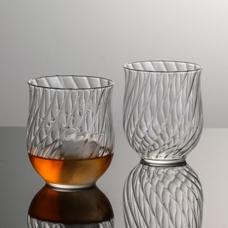 Jasný pohár na whisky Ripple sklenice na whisky v evropském stylu lesklé sklenice na ochutnávku vína Bezkonkurenční pivní džbánek XO Chivas Brandy Snifter