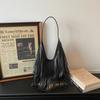 Tote Bag Vintage Tassel Shoulder Bag Women Commuter Large Capacity Bag