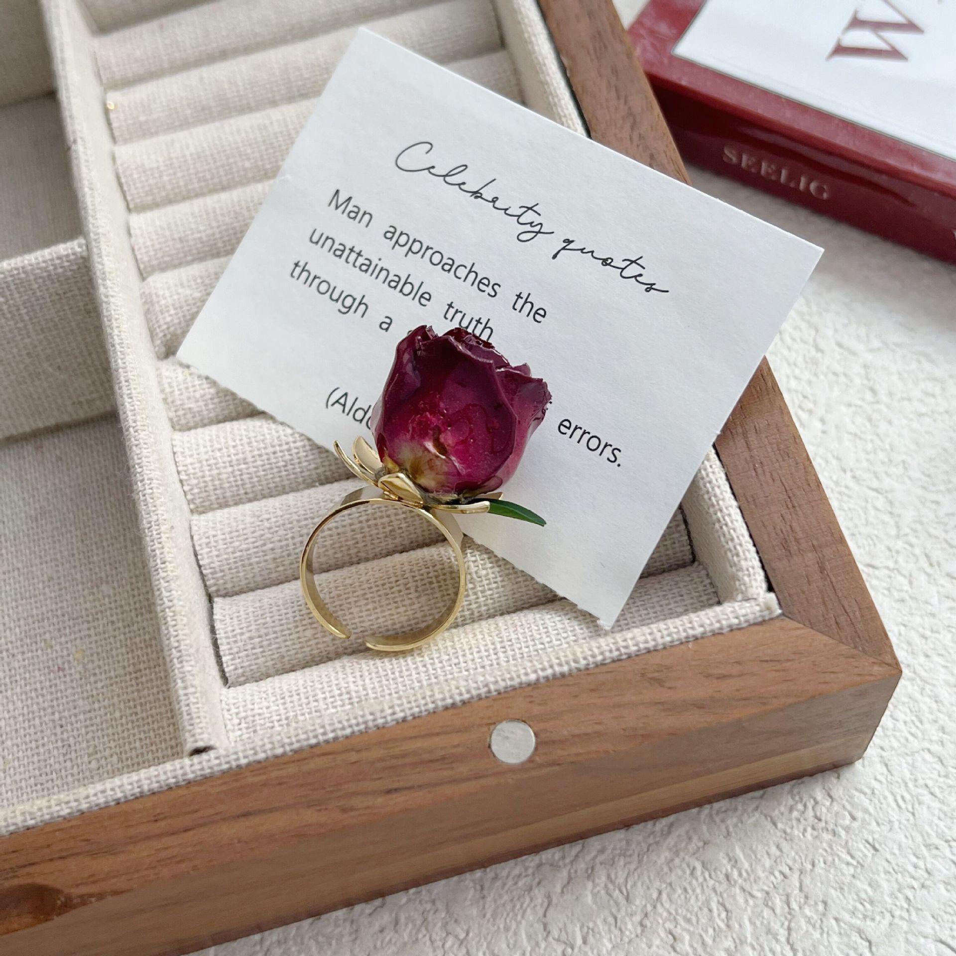 

Вечный браслет-кольцо из настоящего цветка с ностальгической сказочной розой Adjustable