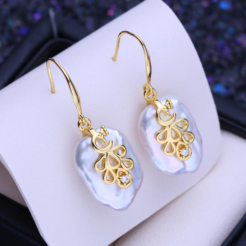 LSOOYH Natural Freshwater White Big Baroque Pearl Earrings For Women Fashion Cultured Pearls Gold Color Dangle Earrings Wedding Jewelry