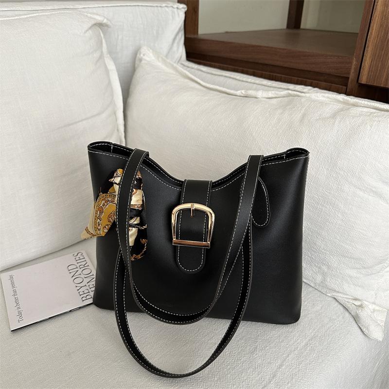 Solid Color Popular Trend Tote Bag Summer New Large Capacity Atmospheric Texture Versatile Shoulder Armpit Bag Women