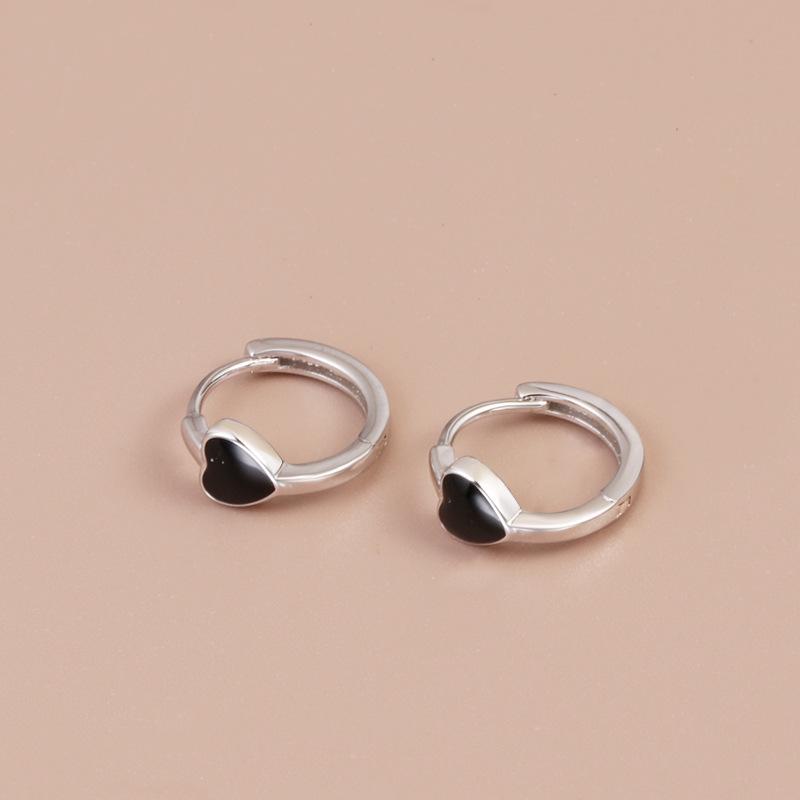 S925 Sterling Silver Retro Black Heart Drip Glue Earrings for Women - European & American Style 925 Silver