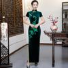 Golden velvet cheongsam long seven-quarter-sleeved new cheongsam show catwalk performance clothes middle-aged and elderly mothers wear elegant clothes