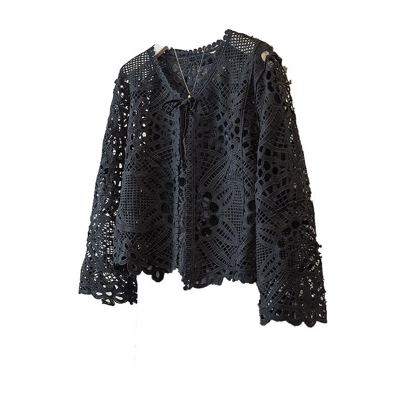 Korean Style Plus Size Embroidered V-Neck Lace Top - Autumn Women's Loose Long-Sleeve